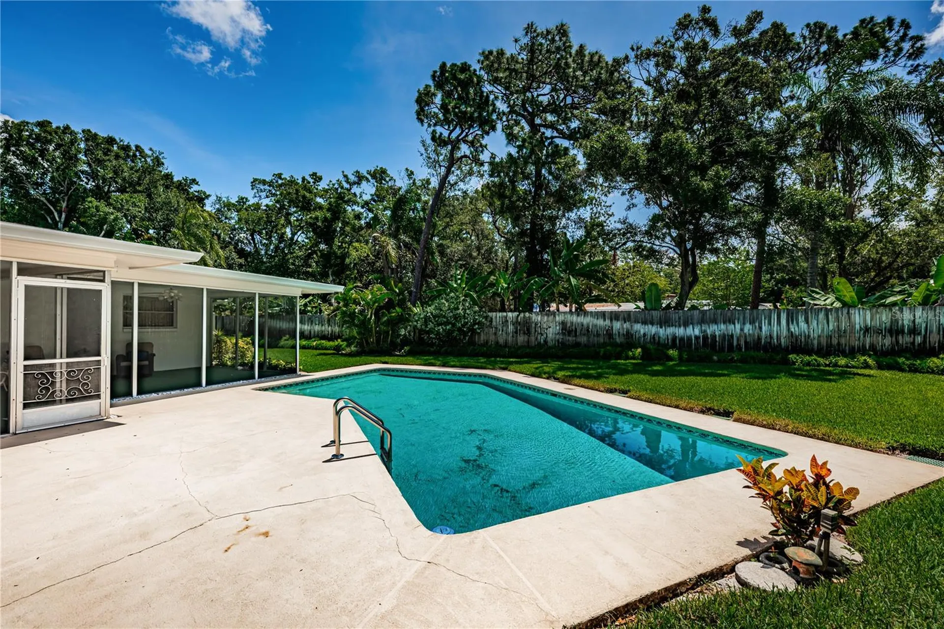 2093 Ashbury Drive Clearwater FL 33764