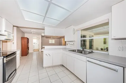 2093 Ashbury Drive Clearwater FL 33764