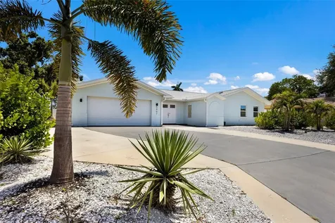 5407 2nd Avenue Drive NW Bradenton FL 34209