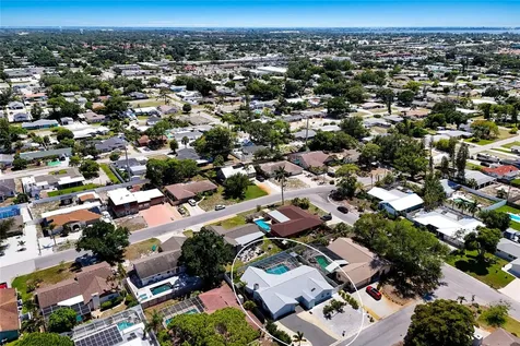 5407 2nd Avenue Drive NW Bradenton FL 34209