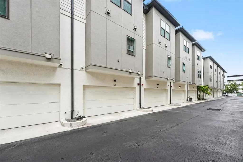2511 N Grady Avenue Tampa FL 33607