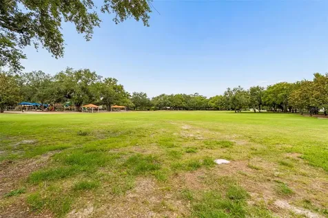 205 2nd Avenue NW Largo FL 33770