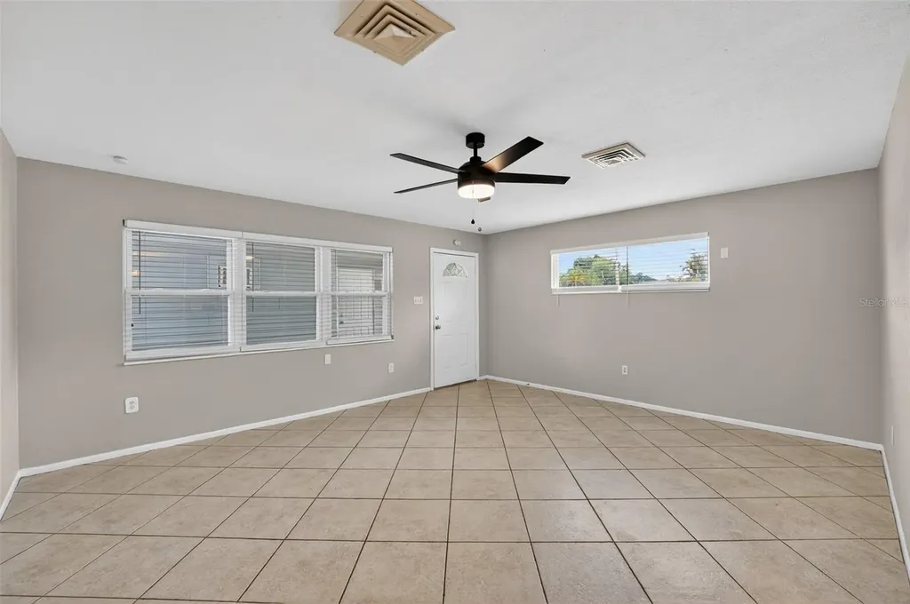 2505 Wood Street Sarasota FL 34237
