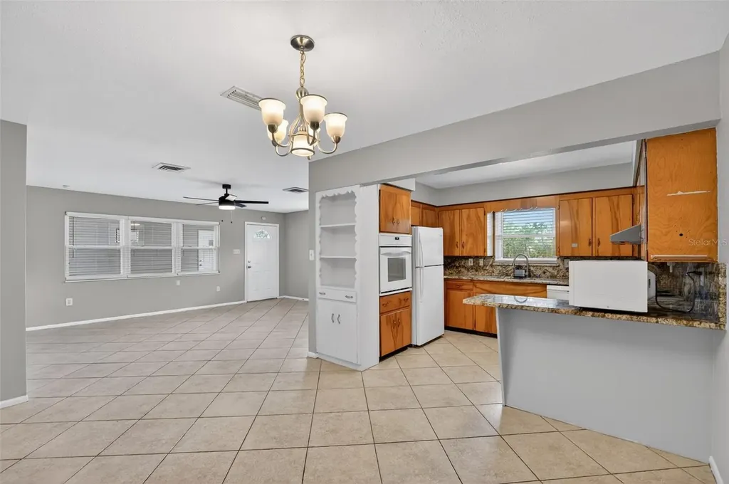 2505 Wood Street Sarasota FL 34237