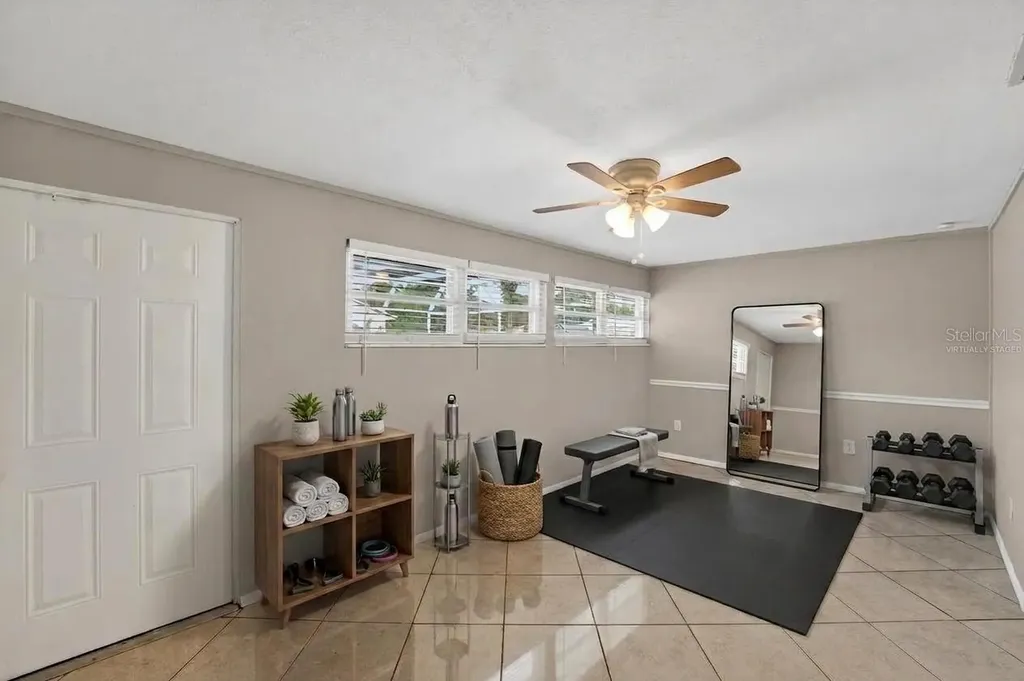 2505 Wood Street Sarasota FL 34237