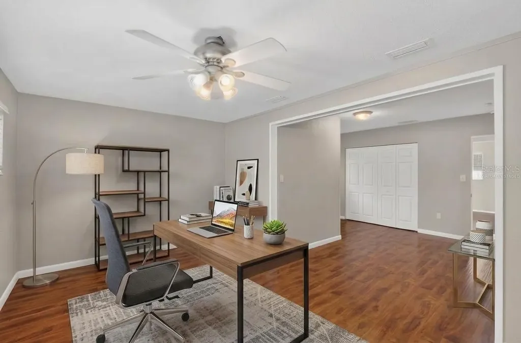 2505 Wood Street Sarasota FL 34237
