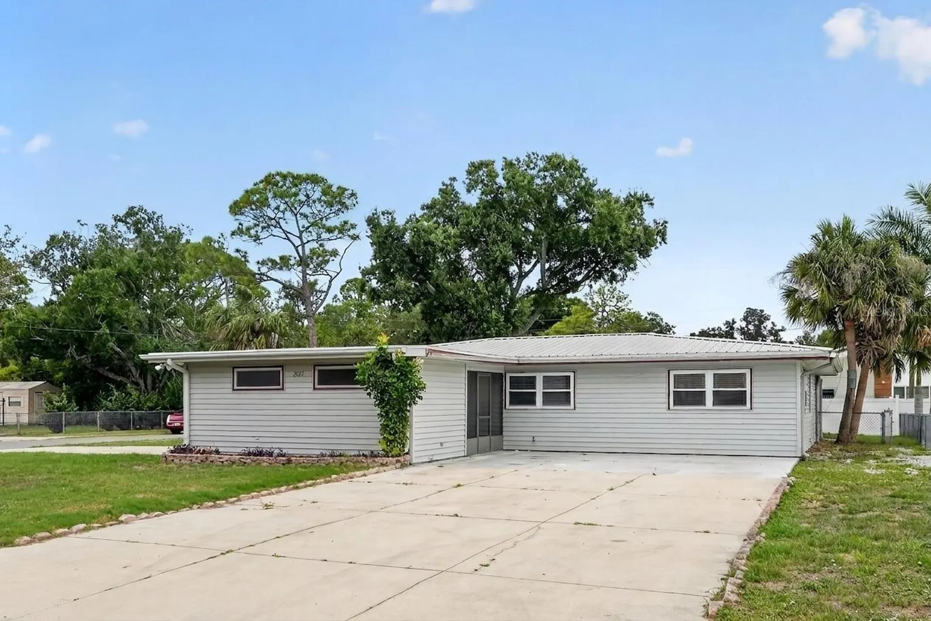 2505 Wood Street Sarasota FL 34237