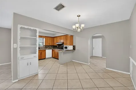 2505 Wood Street Sarasota FL 34237