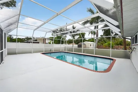 2505 Wood Street Sarasota FL 34237
