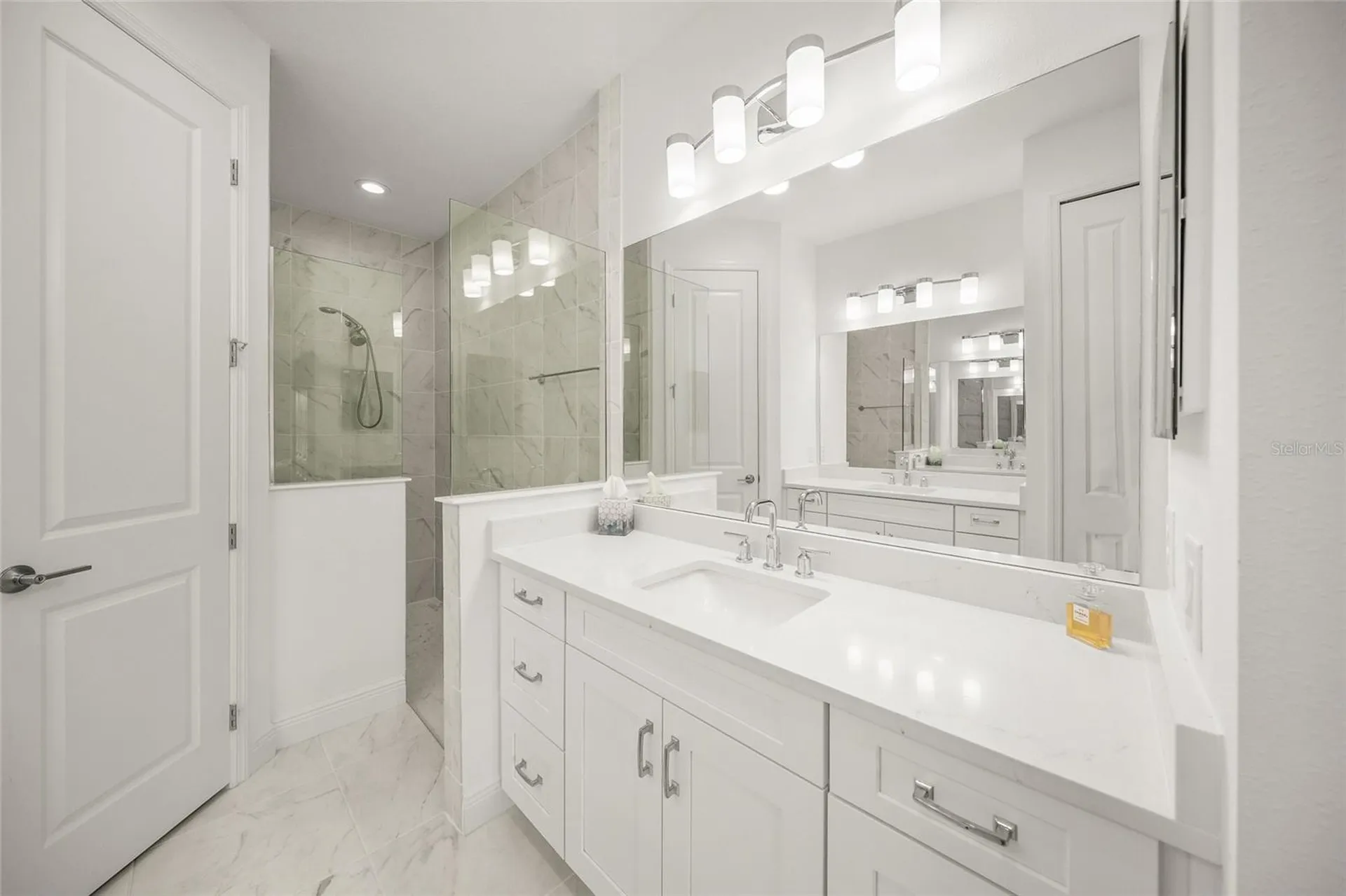 10161 Lake Wales Circle Sarasota FL 34241