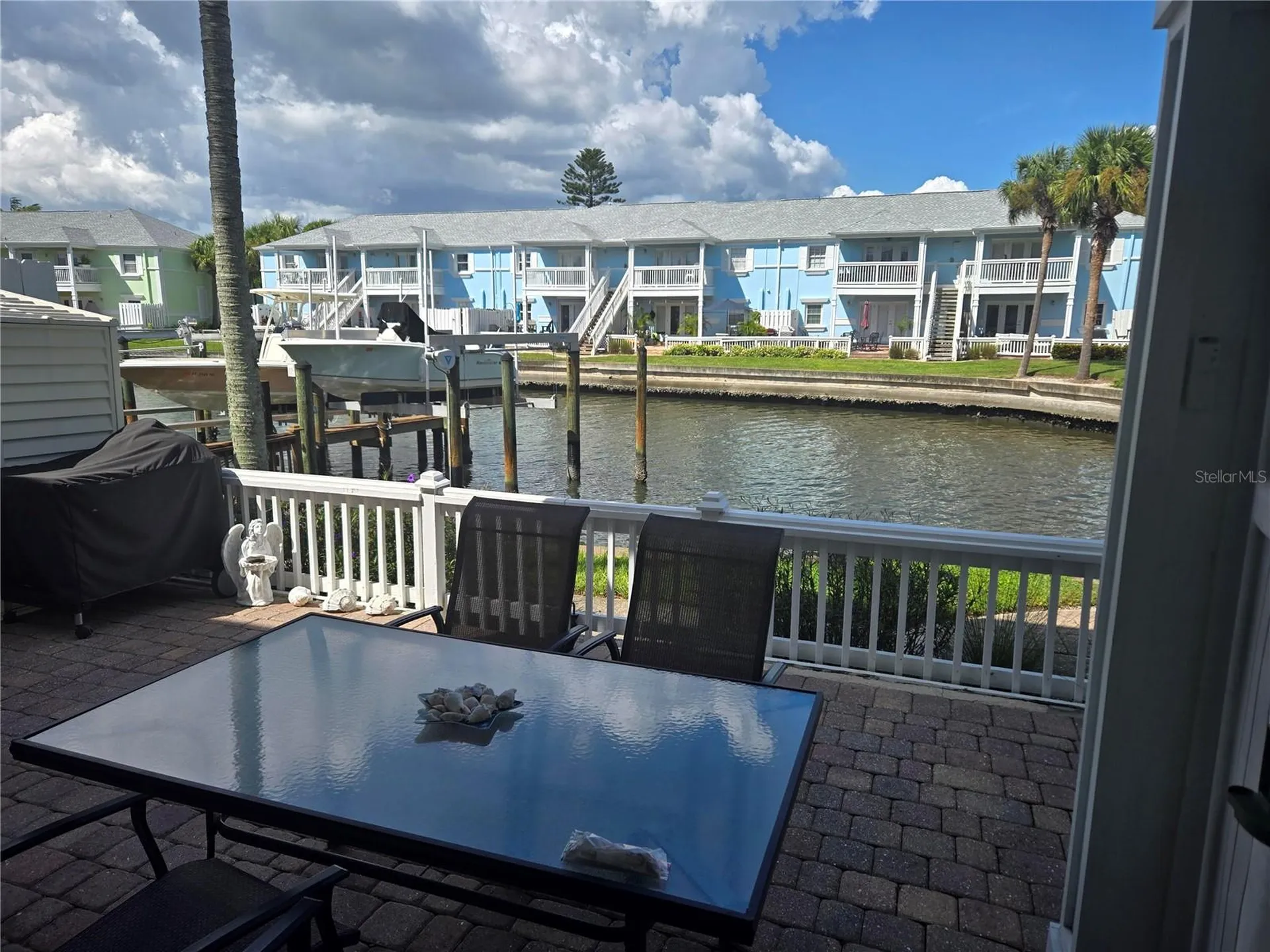 5231 Beach Drive SE St Petersburg FL 33705