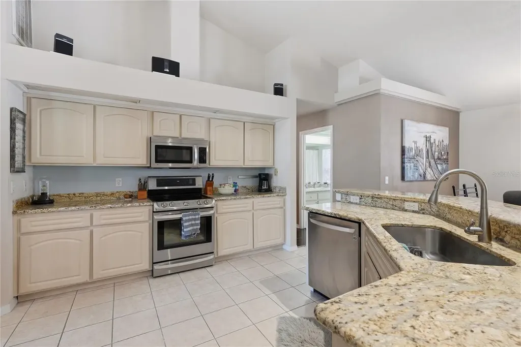 1003 NW 106th Street Gainesville FL 32606