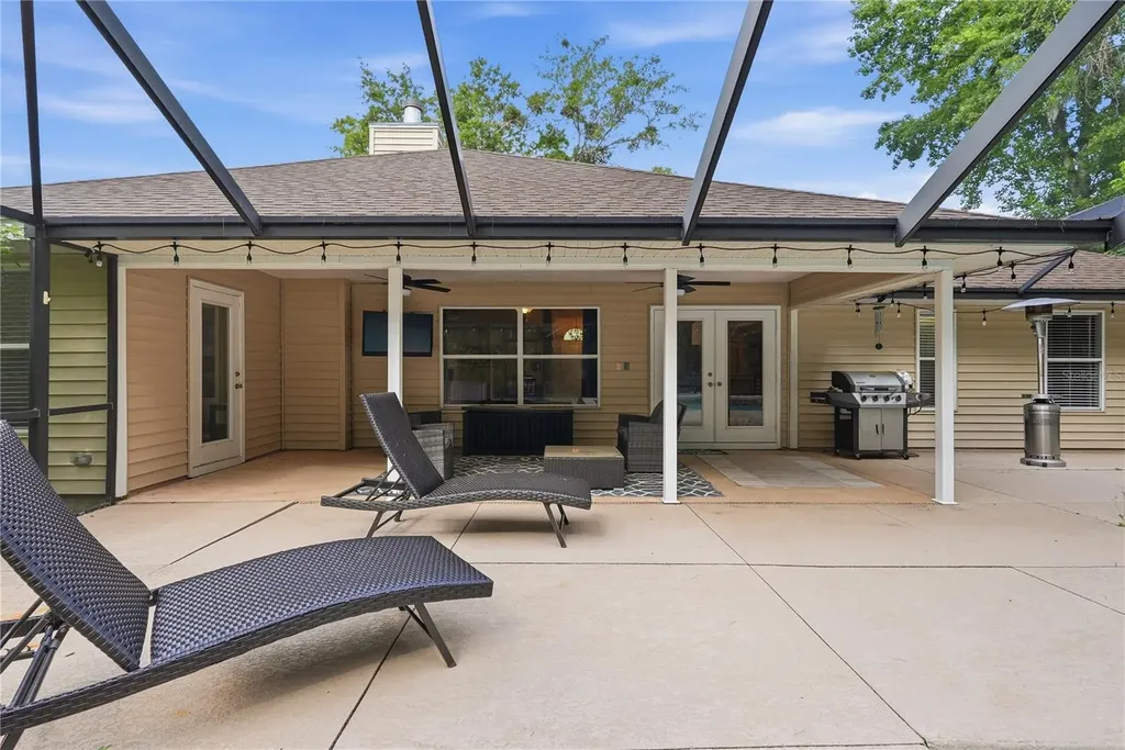 1003 NW 106th Street Gainesville FL 32606