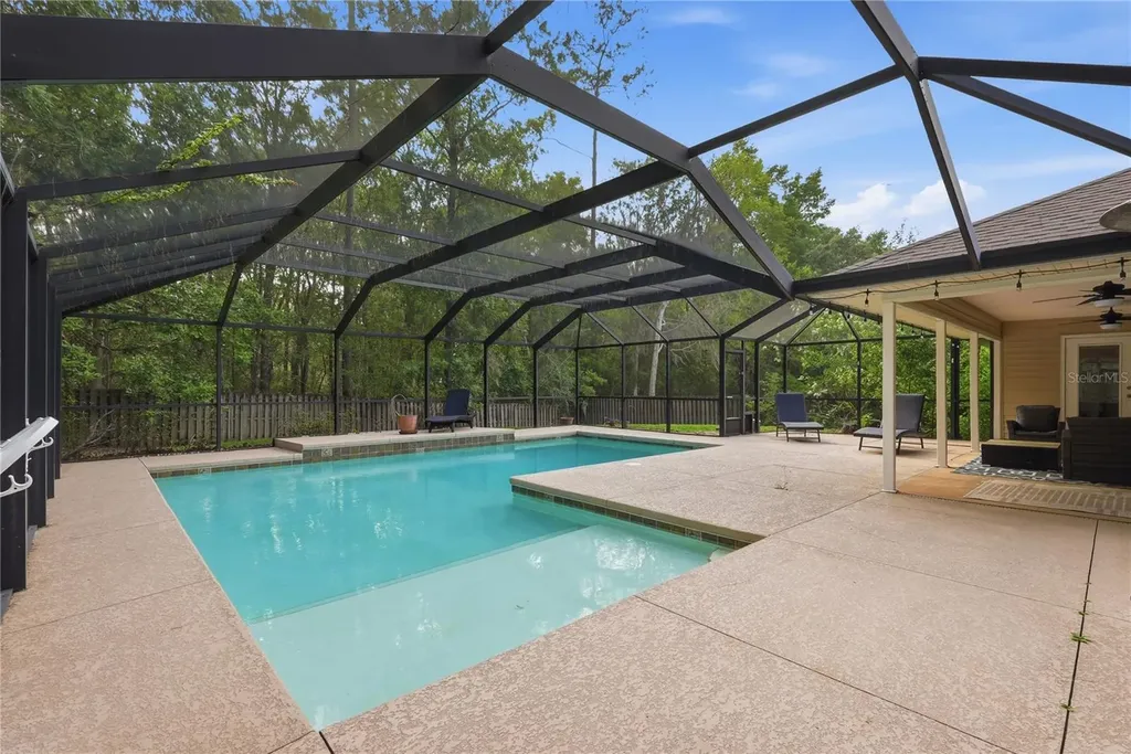 1003 NW 106th Street Gainesville FL 32606