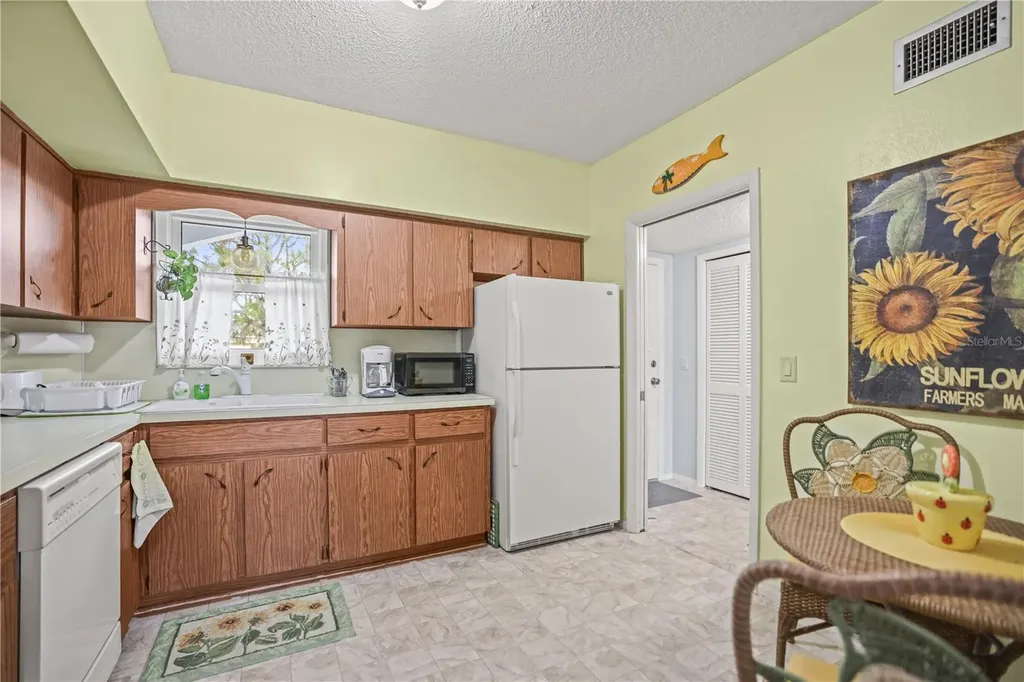 2460 Franciscan Drive Clearwater FL 33763