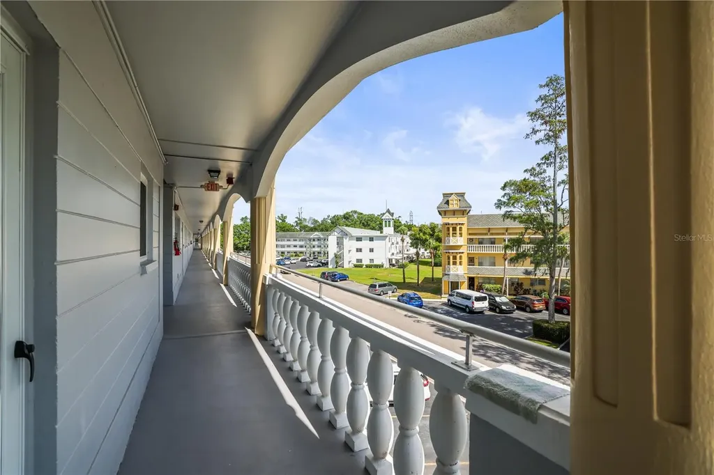 2460 Franciscan Drive Clearwater FL 33763