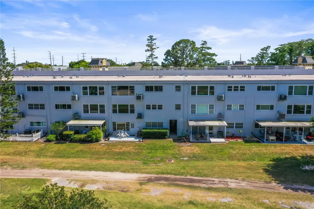 2460 Franciscan Drive Clearwater FL 33763