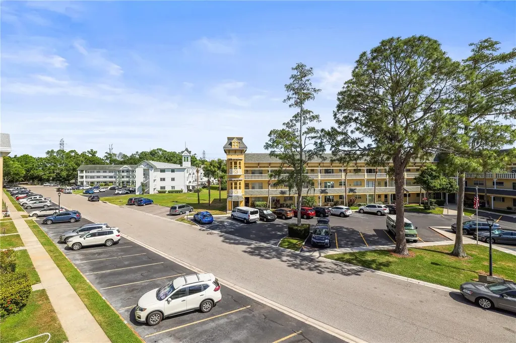 2460 Franciscan Drive Clearwater FL 33763