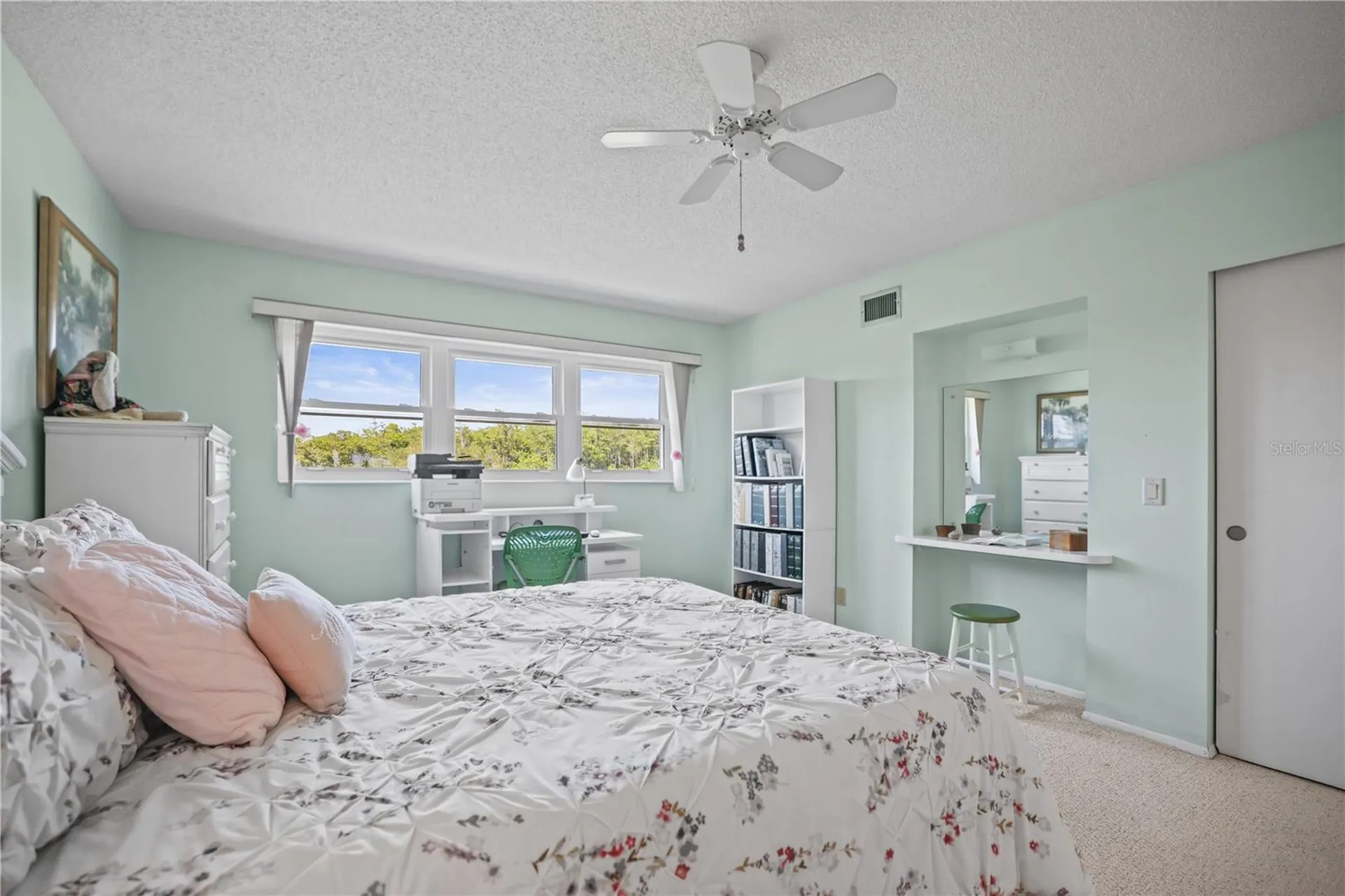 2460 Franciscan Drive Clearwater FL 33763