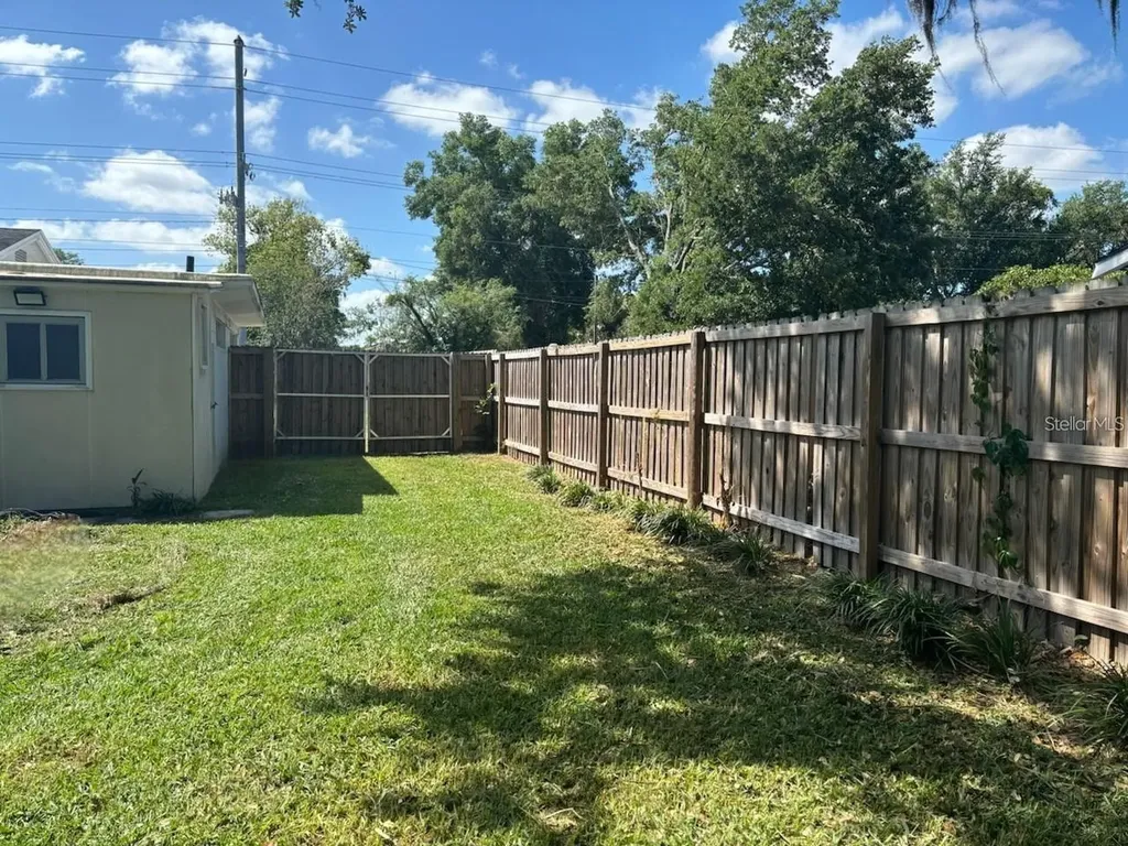 1110 E Edgewood Drive Lakeland FL 33803