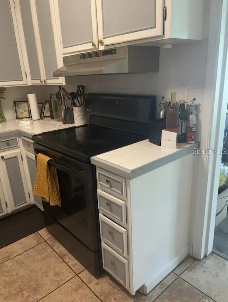 1110 E Edgewood Drive Lakeland FL 33803