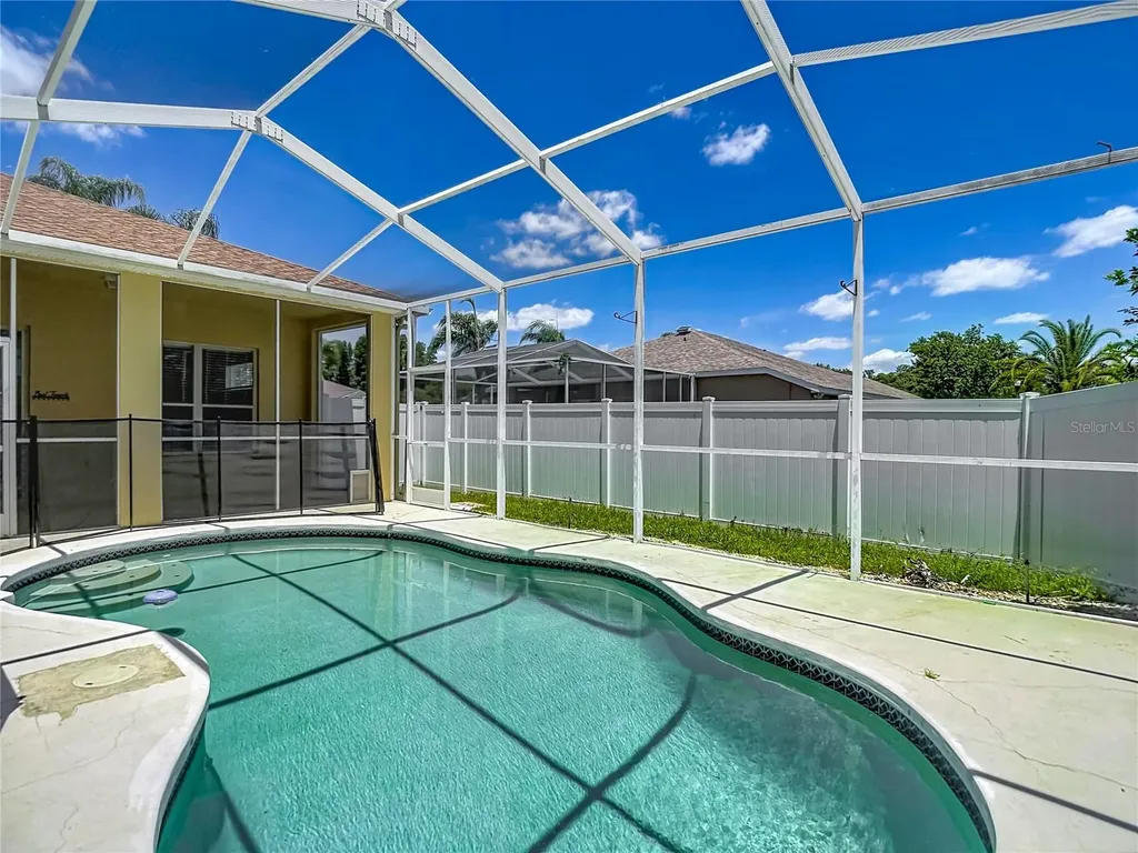 22035 Yachtclub Terrace Land O Lakes FL 34639
