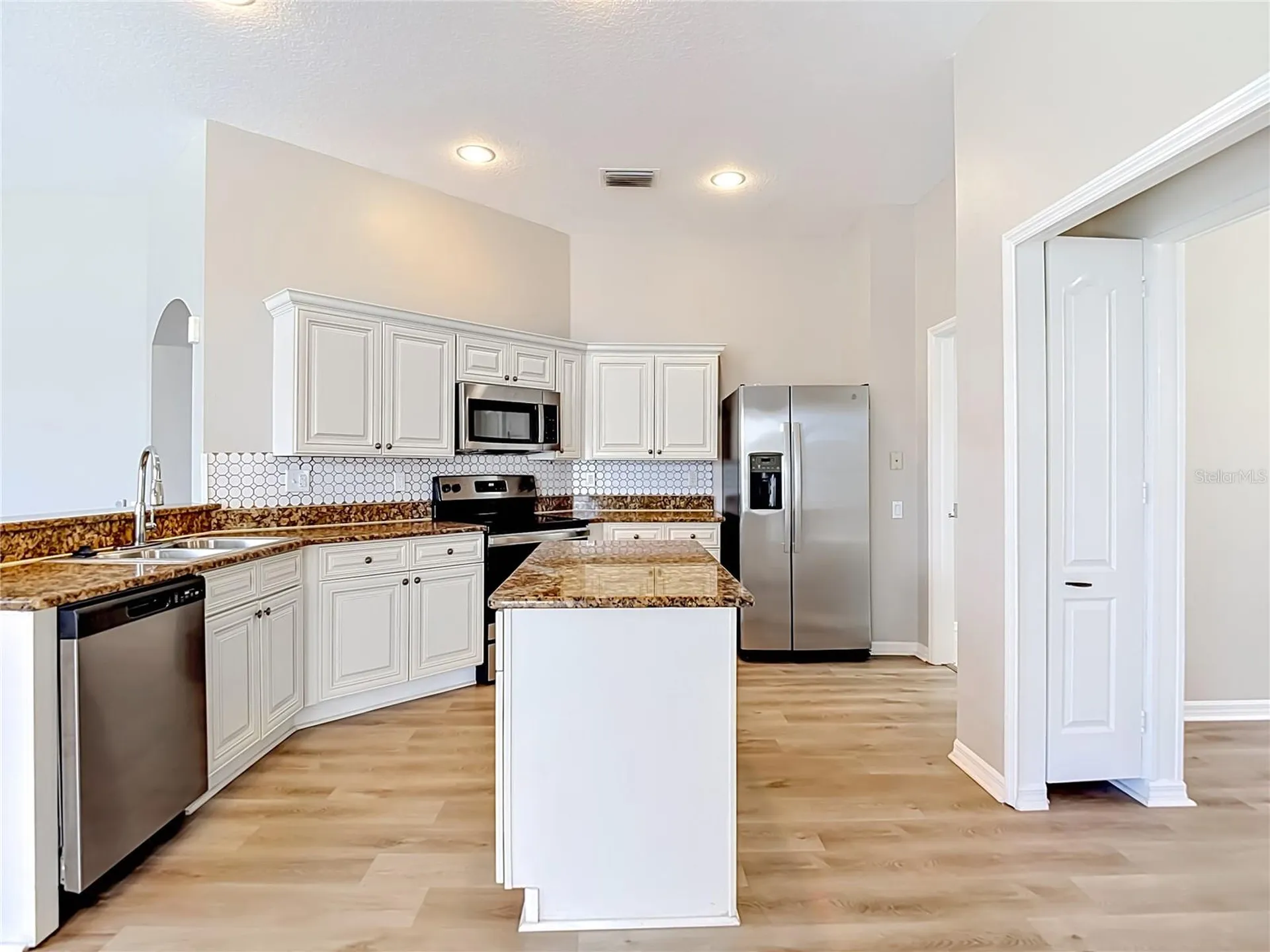 22035 Yachtclub Terrace Land O Lakes FL 34639