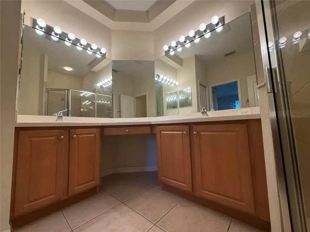 342 Fairway Isles Lane Bradenton FL 34212