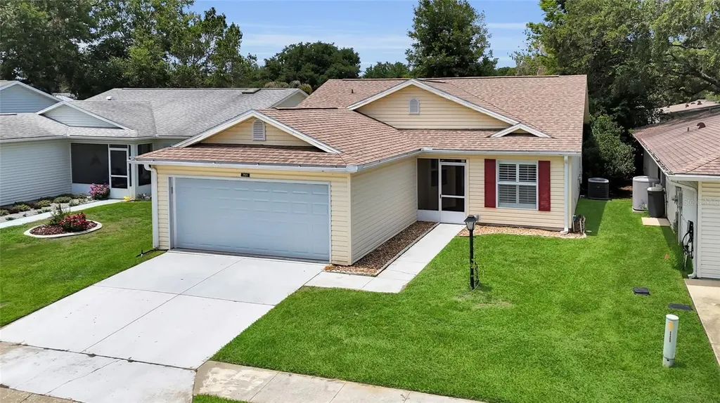 701 Glen Oaks Drive Leesburg FL 34748