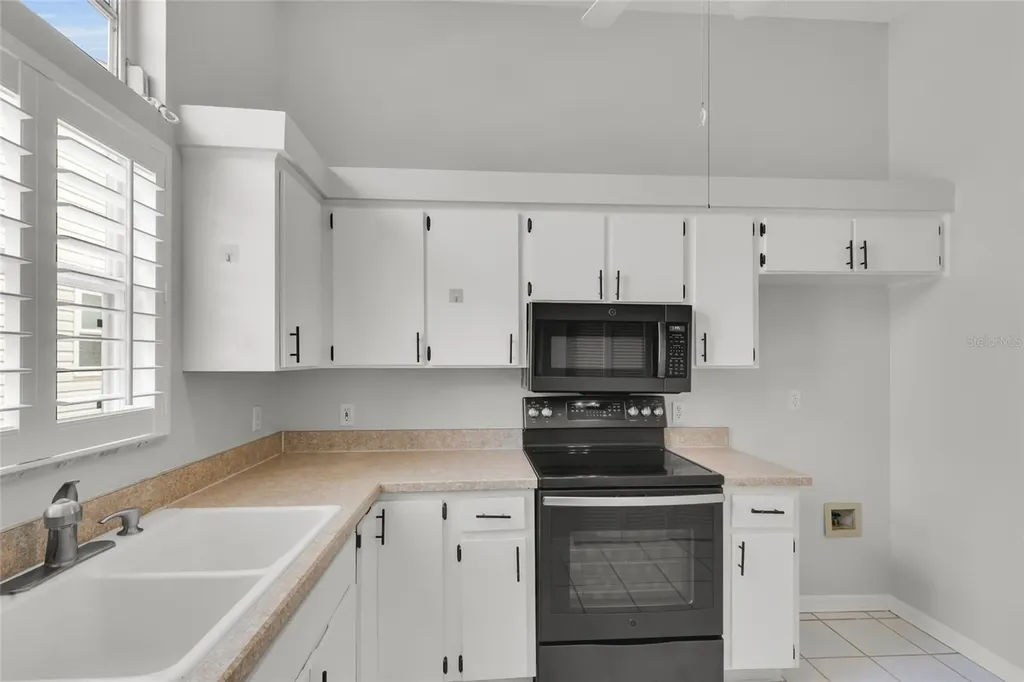 701 Glen Oaks Drive Leesburg FL 34748