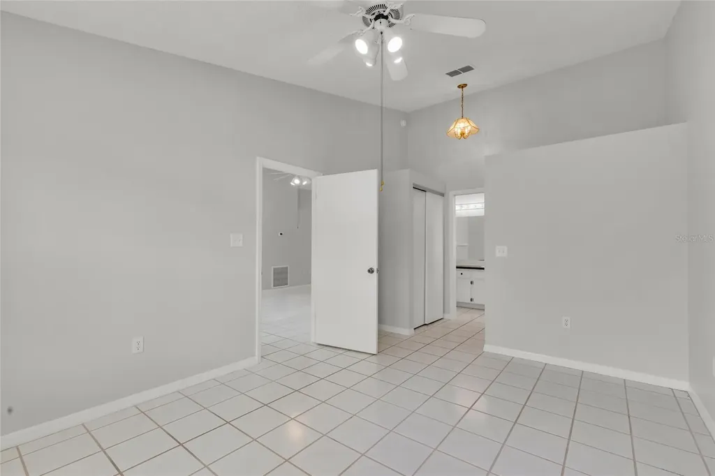 701 Glen Oaks Drive Leesburg FL 34748