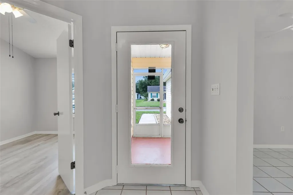 701 Glen Oaks Drive Leesburg FL 34748