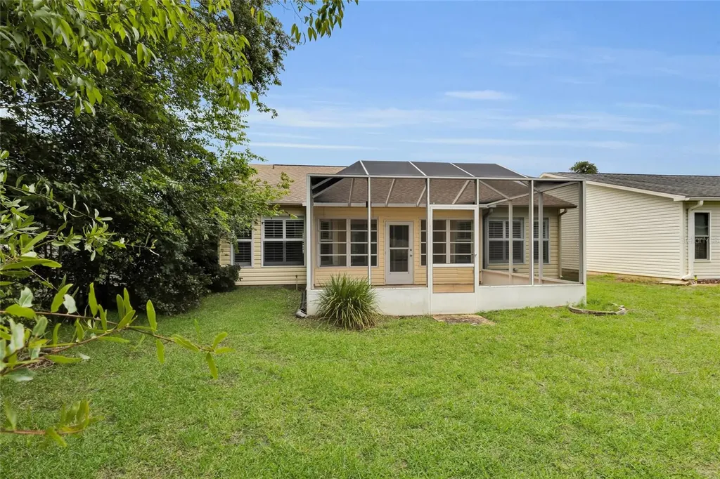 701 Glen Oaks Drive Leesburg FL 34748