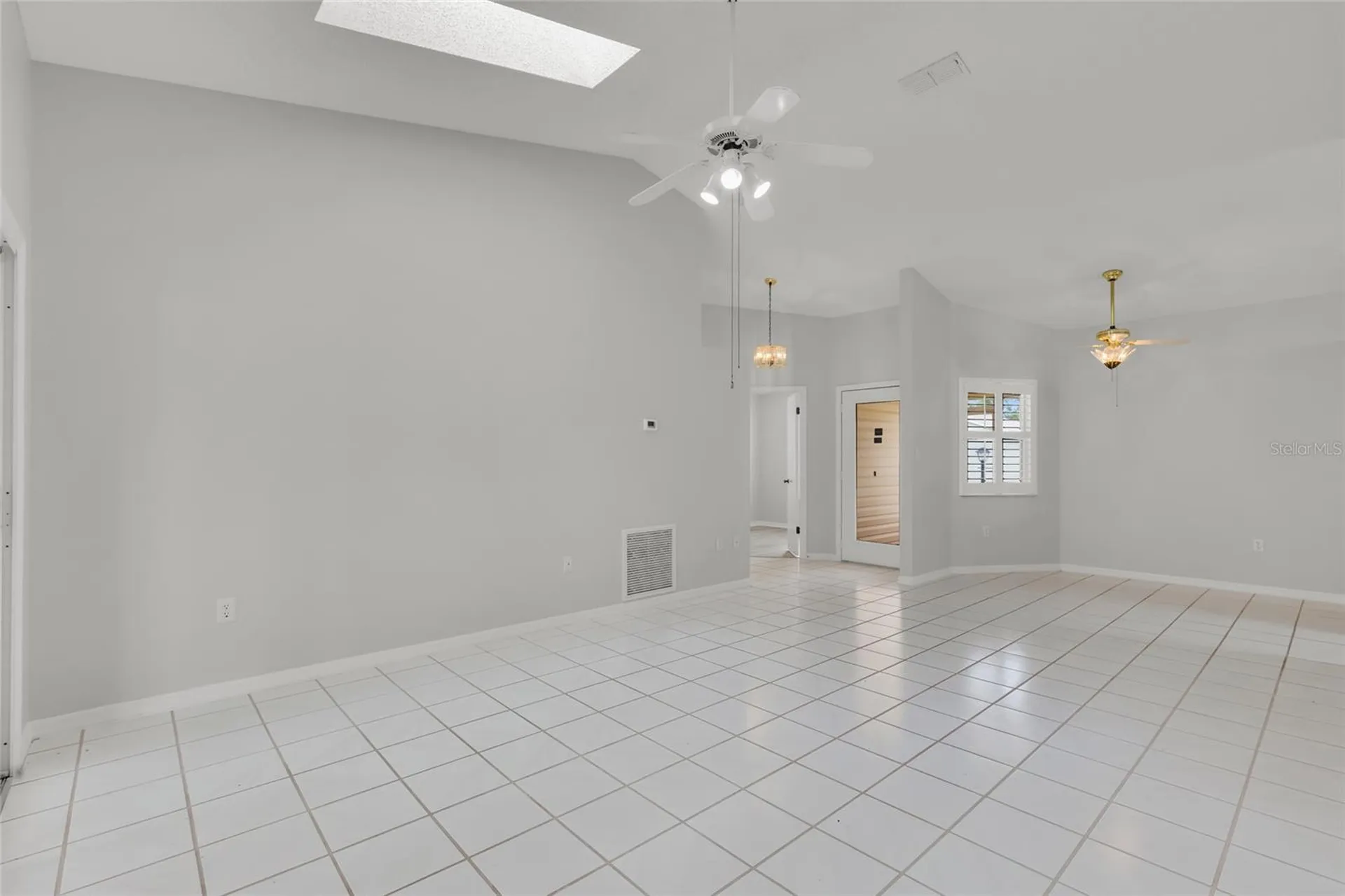 701 Glen Oaks Drive Leesburg FL 34748