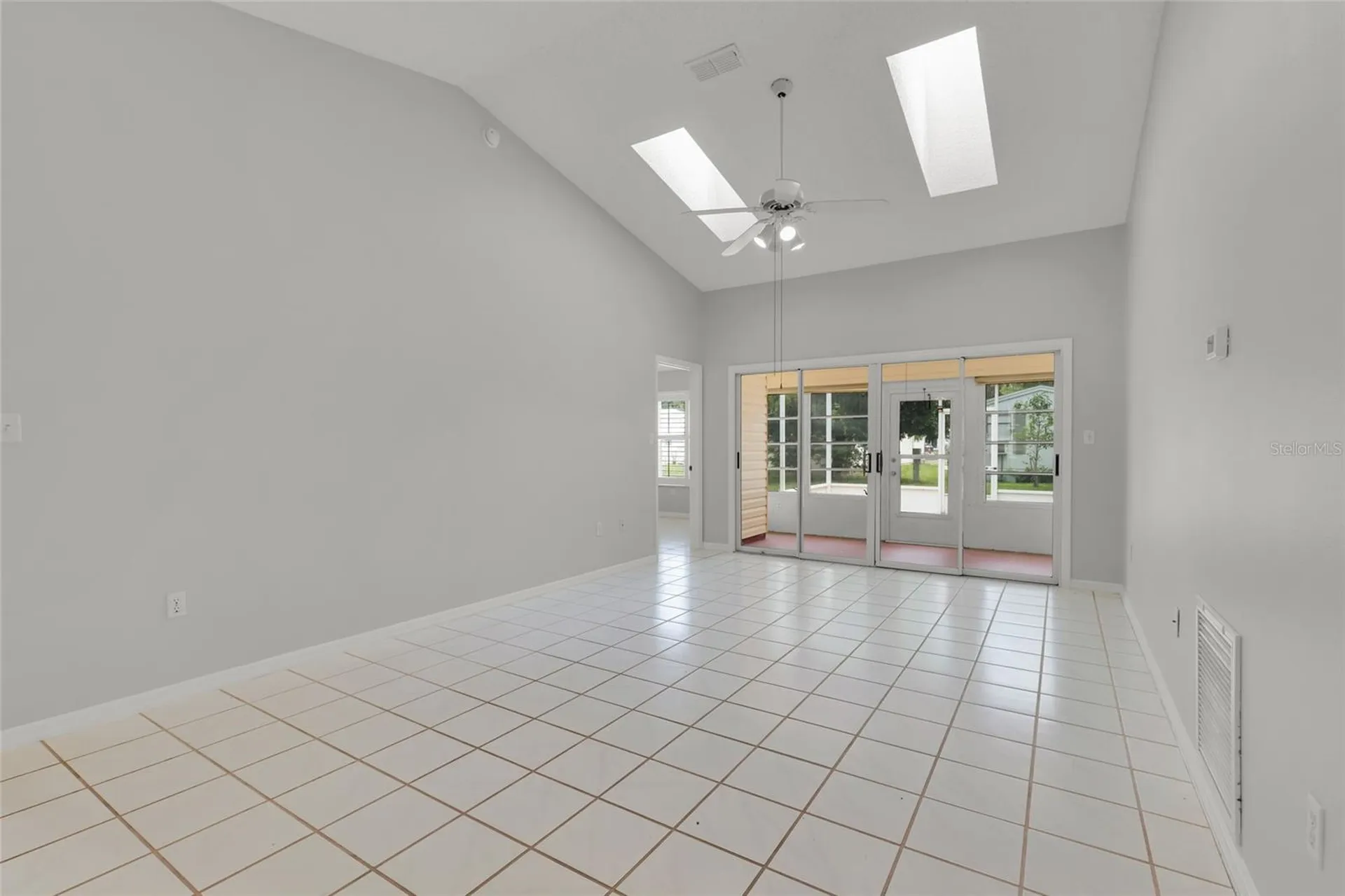 701 Glen Oaks Drive Leesburg FL 34748
