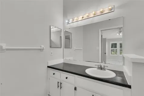 701 Glen Oaks Drive Leesburg FL 34748