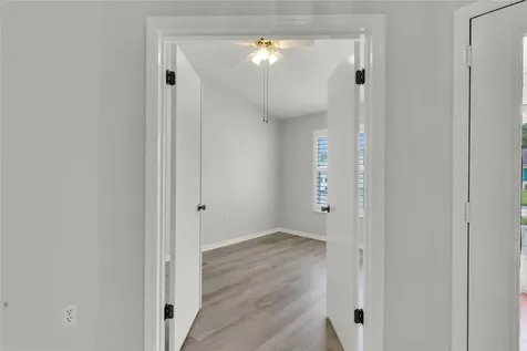 701 Glen Oaks Drive Leesburg FL 34748