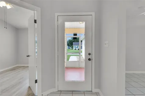 701 Glen Oaks Drive Leesburg FL 34748
