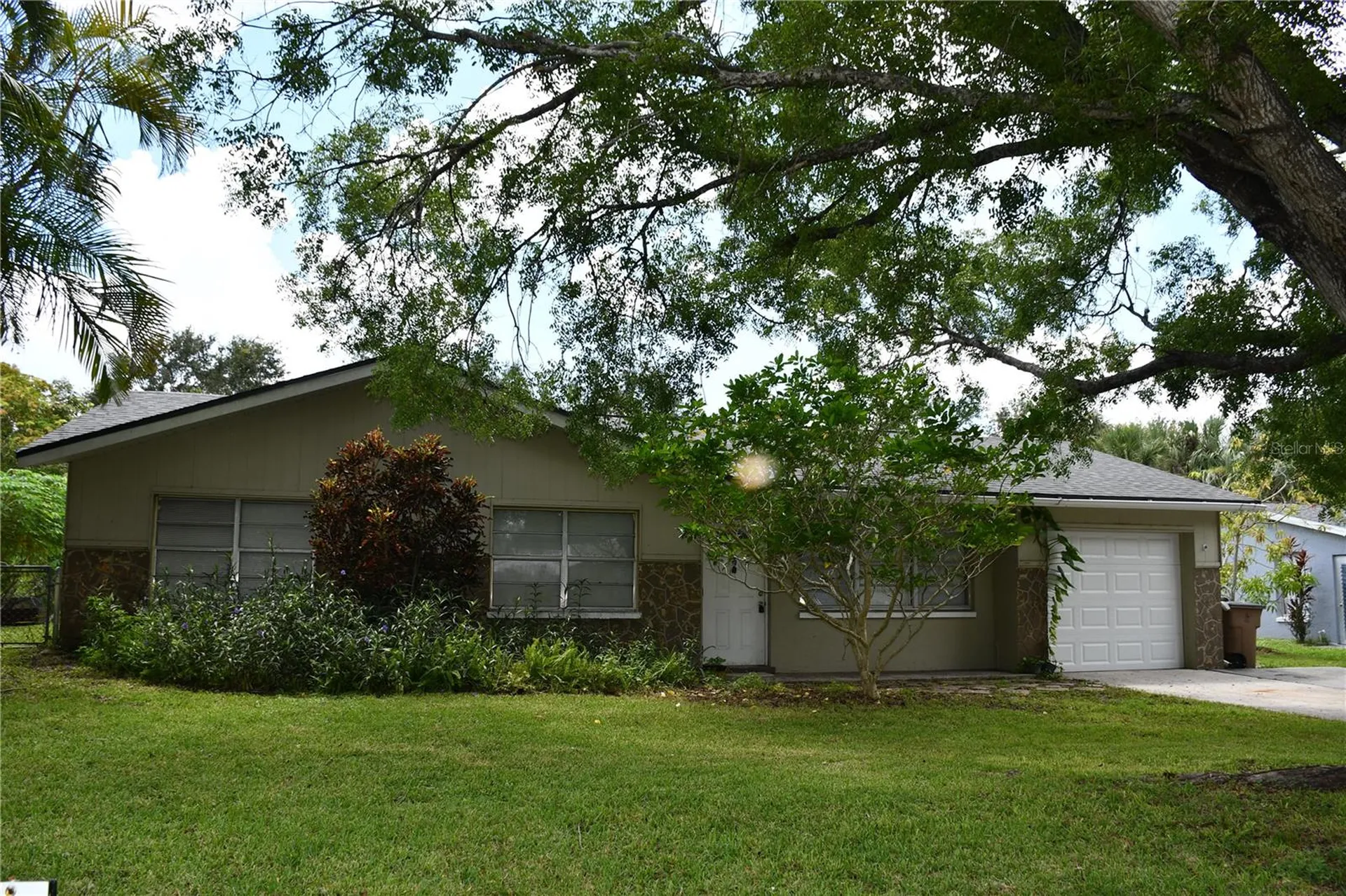 1591 Sunkist Way Fort Myers FL 33905