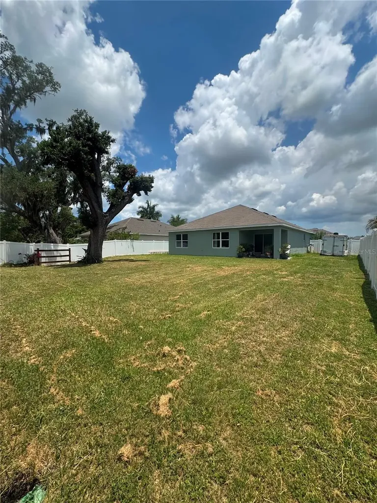 7023 57th Terrace E Palmetto FL 34221
