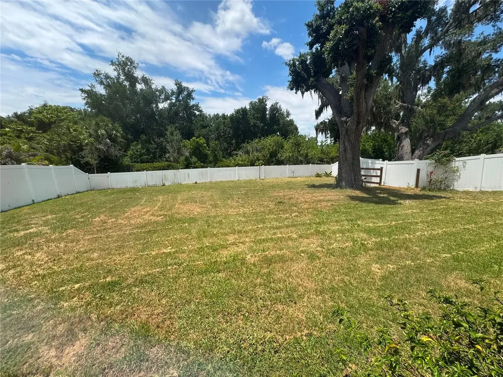 7023 57th Terrace E Palmetto FL 34221