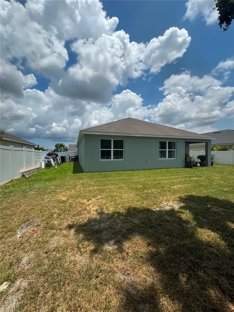 7023 57th Terrace E Palmetto FL 34221