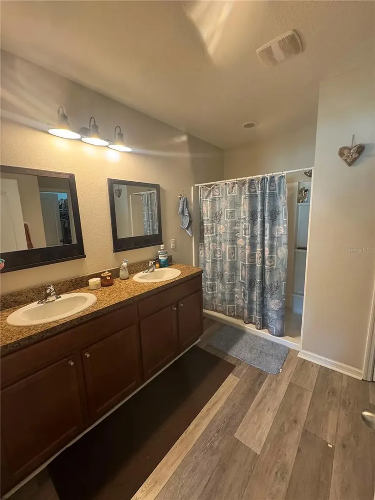 7023 57th Terrace E Palmetto FL 34221