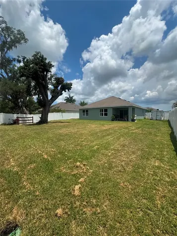 7023 57th Terrace E Palmetto FL 34221