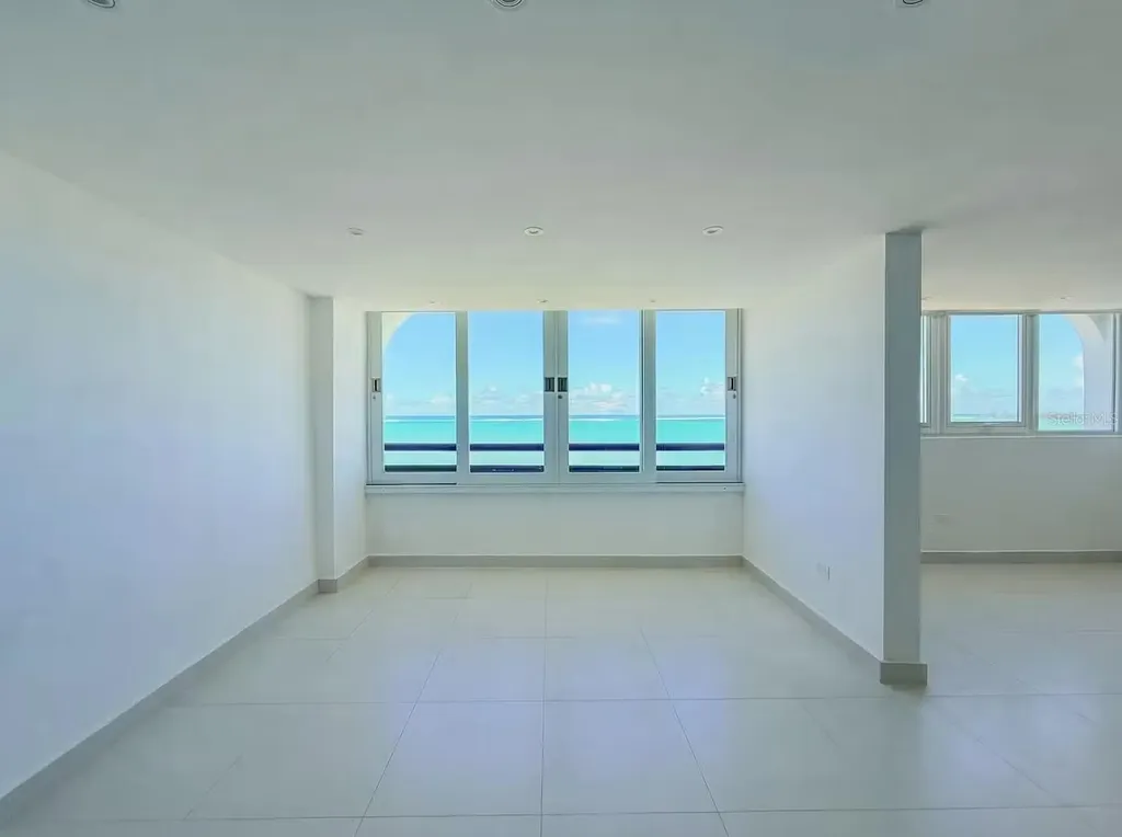 Ph 807b Playa Dorada Carolina PR 00979