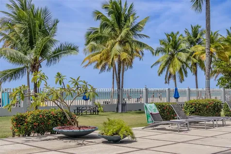 Ph 807b Playa Dorada Carolina PR 00979