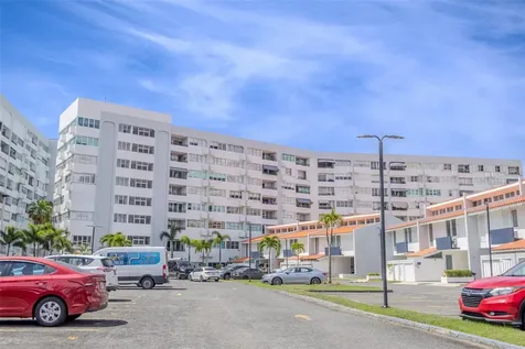Ph 807b Playa Dorada Carolina PR 00979