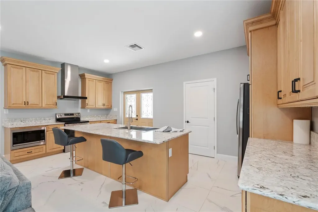 3225 Laurel Avenue Clearwater FL 33762