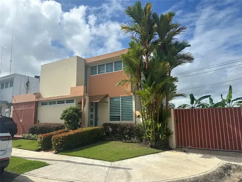 2 Alturas De Rio Bayamon Bayamon PR 00959