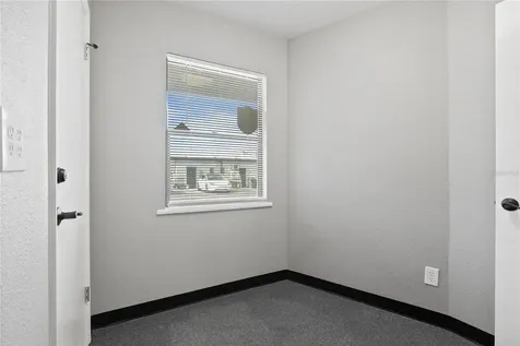 684 W Montrose Street Clermont FL 34711